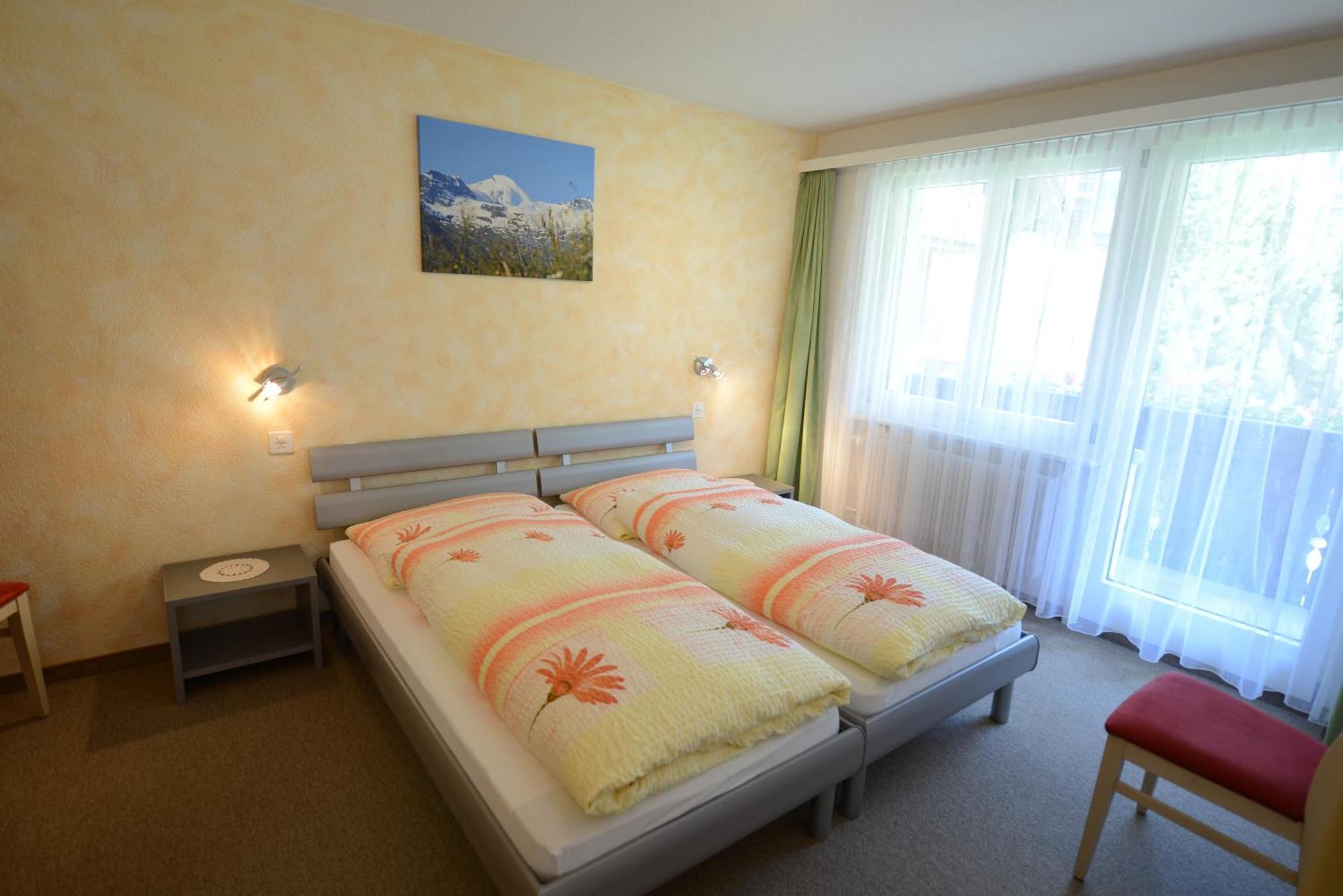 Haus Kandahar Saas Fee Værelse billede